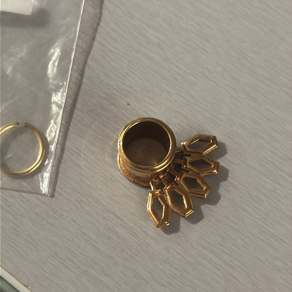 Tawapa  Rose Gold Eyelet Tunnel (one available.) 1/2” (12.7mm) - Picture 3 of 8